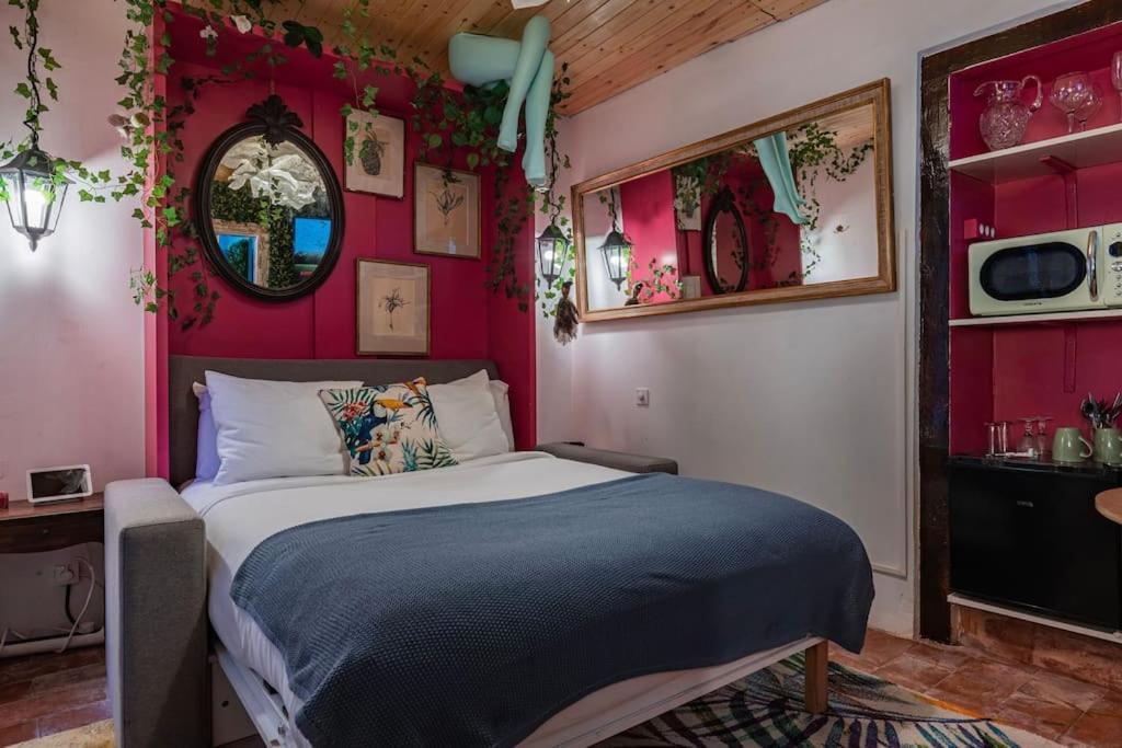 Unique Tiny Smart Home With Private Garden, Jacuzzi, Ps5, Cinema Projector - Sintra Wow Esterno foto
